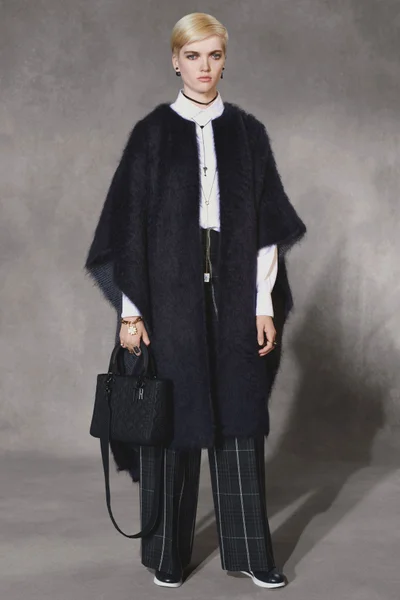 Look 33